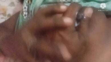 दढ़ियल पति ने बड़े बूब्स मसले और चुसे हॉट तमिल वाइफ के