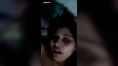सेक्सी गर्लफ्रेंड ने बॉयफ्रेंड के लिए बनाया लबालब बूब्स और चूत का सेल्फी वीडियो