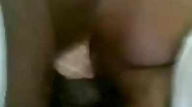 देसी मिल्फ़ ने सब्जी वाले के साथ सेक्स किया बड़ा लंड लेने के लिए