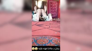 पहाड़ी पाकिस्तानी आंटी की हॉट चुदाई वीडियो