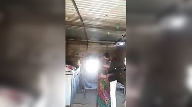 देहाती गुजराती भाभी ने चुदाई के लिए यार को घर बुलाया