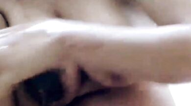 बंगलौर सेक्सी वाइफ ने वीडियो कॉल में चूत और चूचियां दिखाई