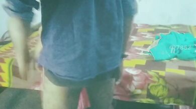 सेक्सी विलेज आंटी की चुसाई और चुदाई की सेक्स मूवी