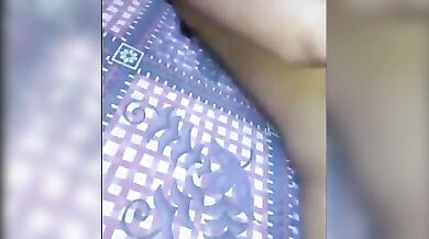 बॉयफ्रेंड को घर बुला के चुदवाया लड़की ने – हिंदी ऑडियो सेक्स मूवी