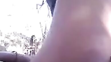 दो लड़कों ने की अपने गांव वाली लड़की की खेत में चुदाई