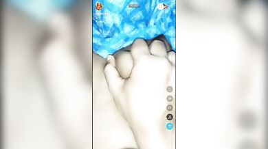 लाइव इंडियन कपल सेक्स वीडियो टेंगो एप्प पर