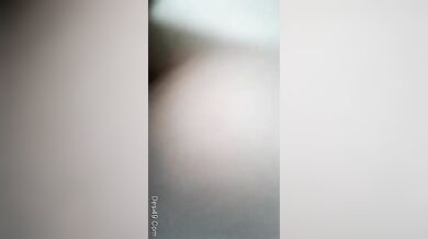 गोरा बदन लड़की के बाल खींचकर डॉगी स्टाइल में मारी उसकी गांड