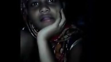 19 साल की सगी भांजी ने मामा का मोटा लंड हिला हिला के चूसा