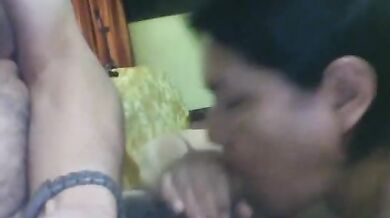 बड़े बूब्स वाली मेक्सिकन वाइफ ने लंड चूसा पति का