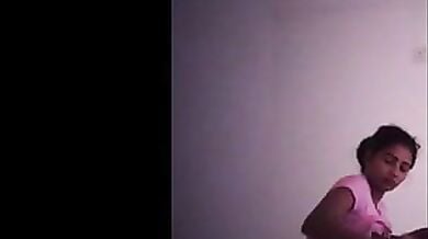 मसाज पार्लर में लंड लेती सेक्सी लड़की का इंडियन पोर्न वीडियो