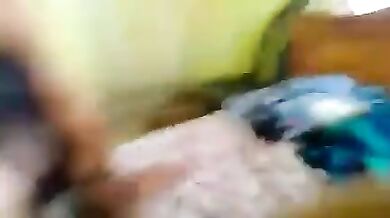 यंग सेक्सी तमिल लड़की को लंड चूसा कर चोदा