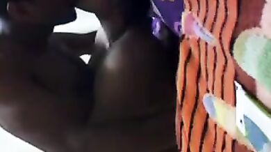 मिशनरी स्टाइल में हॉट सेक्स करते इंडियन लवर्स