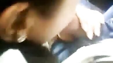 सेक्सी मुस्लिम गर्ल ने कार में लंड चूसा (हिंदी पोर्न वीडियो)