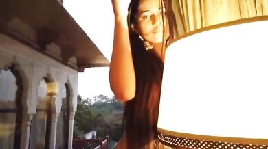 पूनम पांडे के इन पुष्ट वक्षों को देख सोनम कपूर भी शर्मा जाएगी!