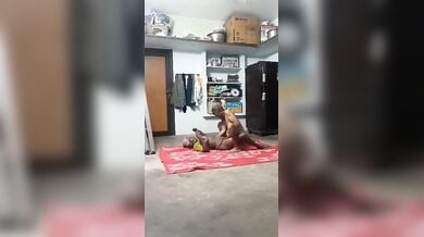 विमल गुटखा के लिए चुदवाती बिग बूब्स दादी का वीडियो