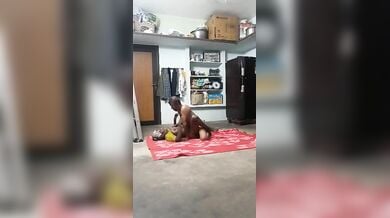 विमल गुटखा के लिए चुदवाती बिग बूब्स दादी का वीडियो