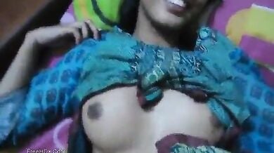 मस्त चुचों वाली गर्लफ्रेंड की मोटी चूत चोदने का लिया मजा (हिंदी ऑडियो)