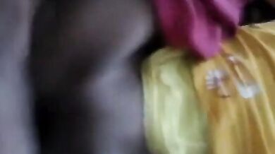 पतली जाँघे मगर मोटी चिकनी चूत वाली गर्लफ्रेंड की चुदाई