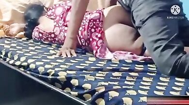 पलंग पर सोयी भाभी का इंडियन बुर चुदाई वीडियो