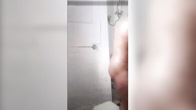 हिमाचल वाली भाभी की बाथरूम में चुदाई