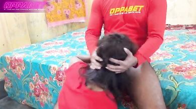 गर्लफ्रेंड का सर पकड़कर बॉयफ्रेंड ने उसका मुंह चोद डाला!