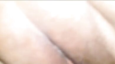 मोटी चमड़ी चूत को छोड़कर टाइट ग्रिप वाली गांड मार डाली