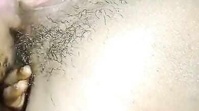 गाँव की सेक्सी भाभी की चूत चाट के चुदाई