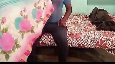 होली पर ससुराल गए जमाई ने सास की बुर चोदी