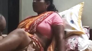 साउथ इंडियन कामवाली की चूत चाटी उसके मालिक ने