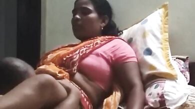 साउथ इंडियन कामवाली की चूत चाटी उसके मालिक ने