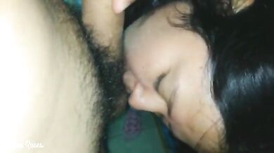 नॉर्थ ईस्ट इंडियन लड़की बॉयफ्रेंड के खड़े लंड पर गांड उतारकर चुदी