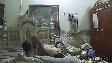 बीवी ने पति को वेबकैम पर लाइव दिखाई अपने बॉयफ्रेंड के साथ वाली चुदाई