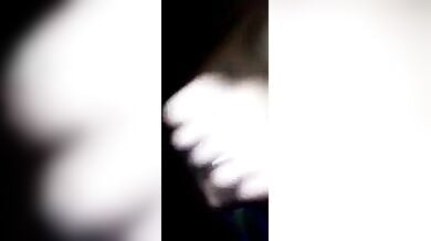 कंडोम लगाकर आदमी ने चोदी दोस्त की बीवी