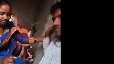 पटना की छिनाल भाभी ने लौड़ा हिला के चूसा देवर का