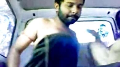 मौसी को मौसा जी के ड्राईवर ने इको गाडी में चोद दिया