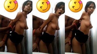 नुकीले चुचों वाली गर्लफ्रेंड को खड़े-खड़े पीछे से चोदा