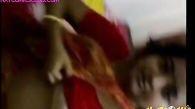 घरेलु बंगाली बीवी की गैर मर्द के साथ चुम्माचाटी