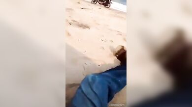 5 इंडियन लड़कियों और औरतों को लंड चूसते हुए देखें