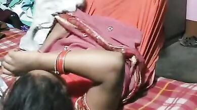 विलेज चुदाई वीडियो – दोपहर में अंकल ने आंटी की बुर चोदी