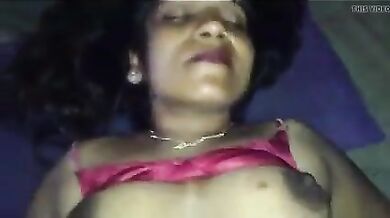 इंडियन रंडी की आधे घण्टे वाली चुदाई देखें (हिंदी ऑडियो)