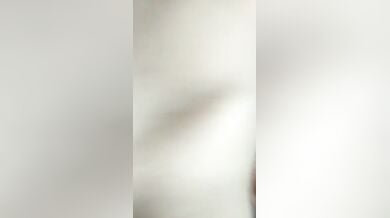 रेशम सी मुलायम, दूधिया चूत वाली गर्लफ्रैंड की चुदाई