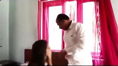 पोलिटिशियन ने होटल में रंडी चोदी