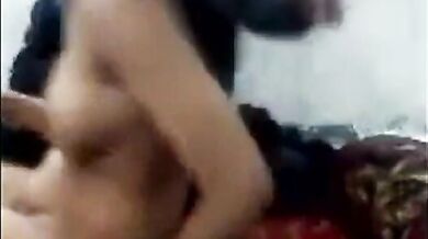 खूबसूरत पाकिस्तानी लड़की का नंगा बदन