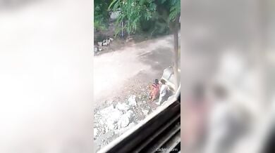 चुदाई करते ७ देसी लवर्स को रंगेहाथों पकड़ा!