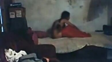 पड़ोसी देहाती प्रेमिका को घर में बुलाकर की चोदाचोदी