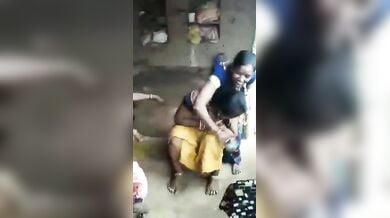 देहाती भोजपुरी ननंद-भौजाई की नंगाई फैलाने वाली दंगामस्ती