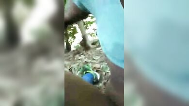 तेलुगु देहाती लड़की ने लंड हाथ में पकड़कर चूत में डाला