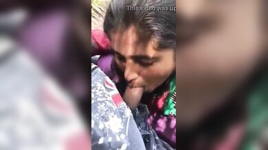 साऊथ के जंगलों में देसी माल ने लंड चूसा फारेस्ट ऑफिसर का