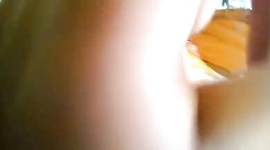 बड़ी गांड बॉयफ्रेंड के लंड पर पटककर चुदती गर्लफ्रेंड