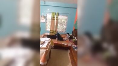 साथ मे पढ़ाई करने का नतीजा- कजिन्स में हुई चोदाचोदी